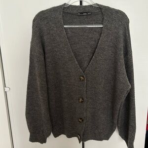 Grey cardigan